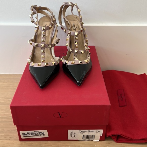 NWT Valentino Patent Rockstud Caged Pump - black patent - 38.5 - Picture 7 of 8